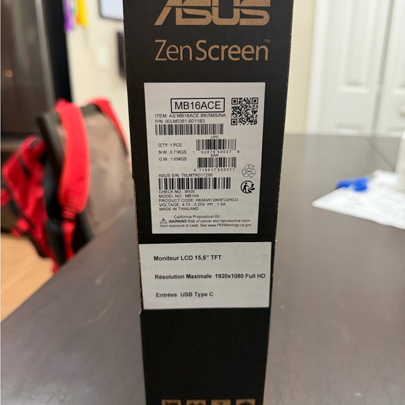 ASUS ZenScreen Monitor - Picture 2 of 2